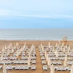 Moon Palace Otel