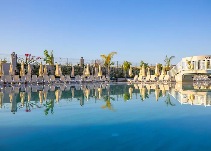 فندق Moon Palace 5*