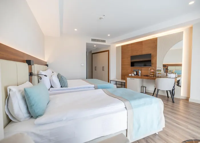 Moon Palace فندق أنطاليا