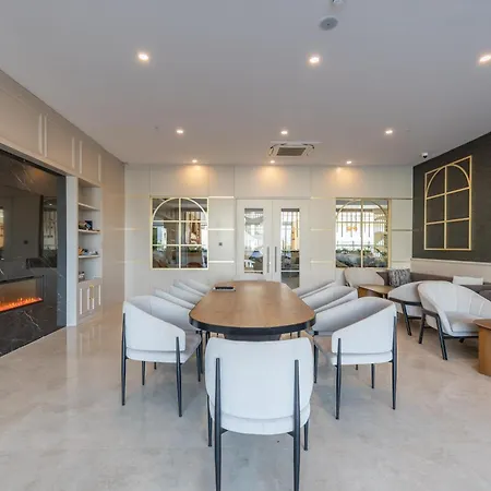 Moon Palace Ξενοδοχείο 5*