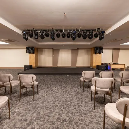 מלון Moon Palace 5*