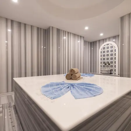 Moon Palace 5* Сіде