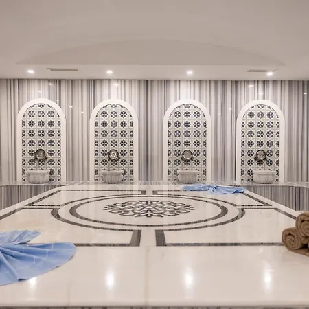 Moon Palace