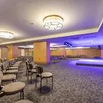 Hotel Moon Palace