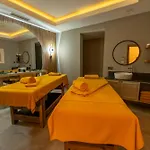 Hotel Moon Palace