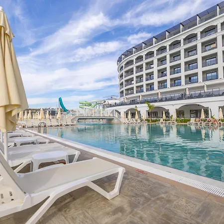 Hotel Moon Palace
